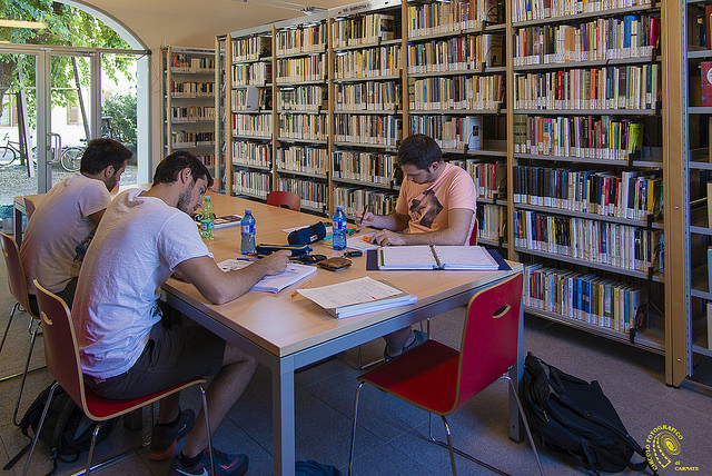 Las Bibliotecas Universitarias Y Su Desafío Actual - Cerlalc